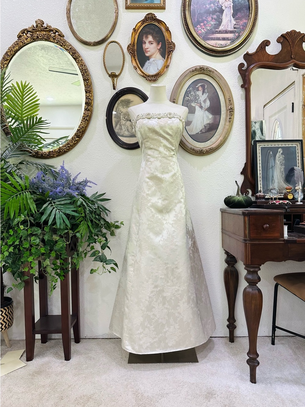 Classic Ivory Strapless A-Line Bridal Gown